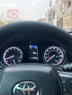 تۆیۆتا کامری